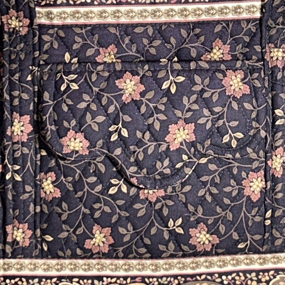 Vintage Vera Bradley large quilted floral zippered shoulder bag pink purple - Picture 2 of 7
